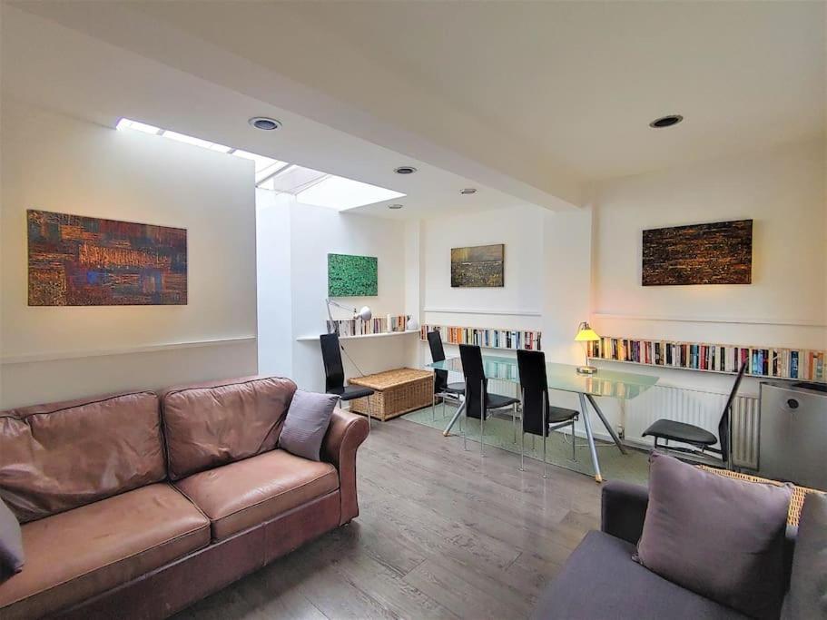 لندن Stylish Apartment Near Carnaby Street, Sleeps 4. المظهر الخارجي الصورة